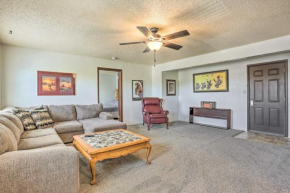 Peaceful Chadron Apartment in Historic Hotel!